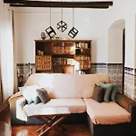 Casa De La Cueva
