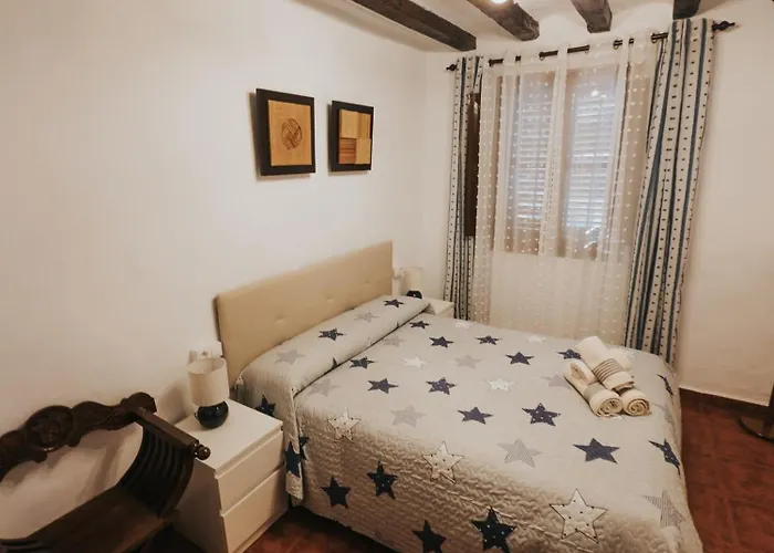 Casa De La Cueva
