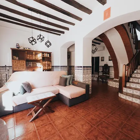 Casa De La Cueva * Figueroles