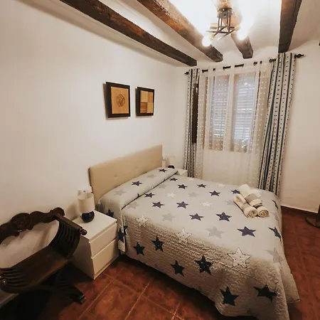 Casa De La Cueva
